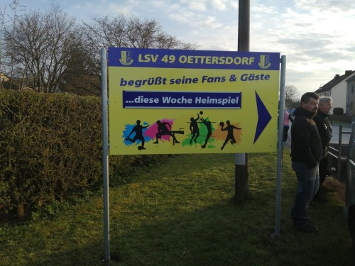 Neues Werbeschild für den LSV 49 Oettersdorf