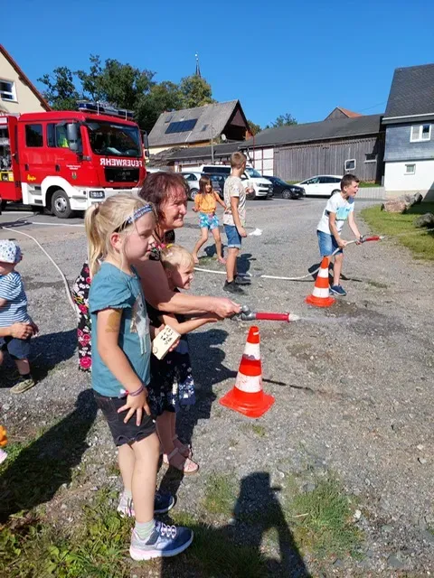 LSV unterstützt Kita Waldknirpse